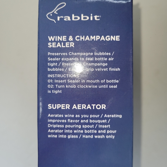 NIB Rabbit wine set - Picture 2 of 6